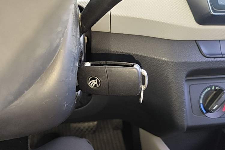 Used Skoda Fabia 2017 1.4L Automatic Car Enjoy Edition Vehicle Key