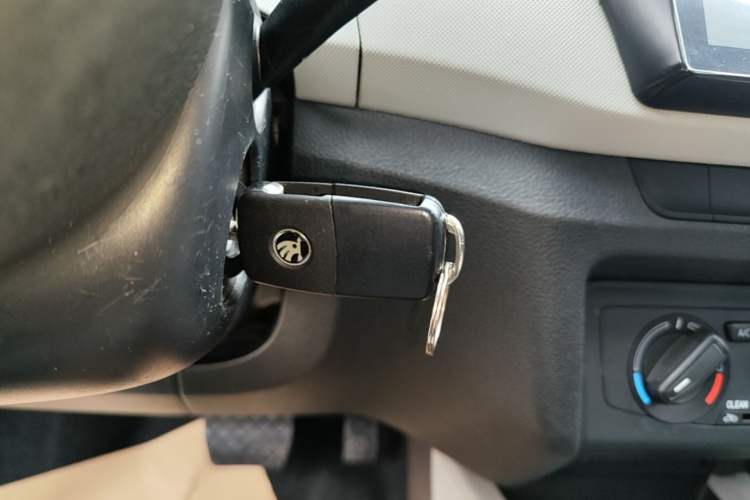 Used Skoda Fabia 2017 1.4L Automatic Car Enjoy Edition Vehicle Key