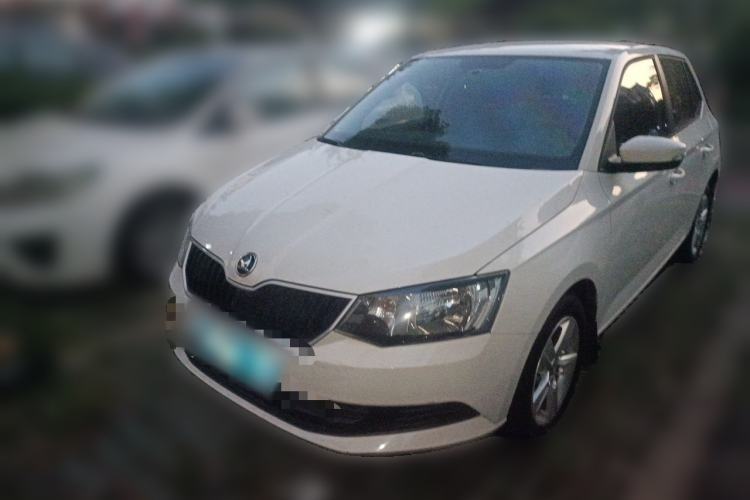 Used Skoda Fabia 2017 1.4L Automatic Car Enjoy Edition Guazi used car, China used car export, Used car for sale, Used Skoda cars, Cheapest cars for sale
