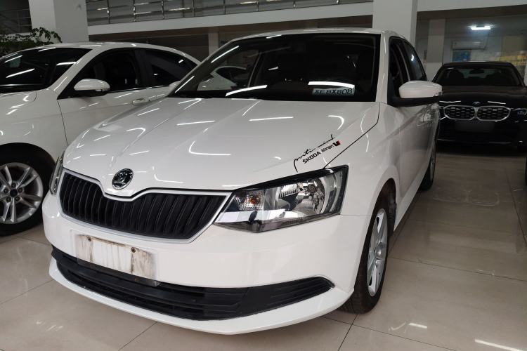 Gebrauchter Skoda Fabia 2017 1.4L Automatic Car Enjoy Edition Guazi used car, China used car export, Used car for sale, Used  cars, Cheapest cars for sale