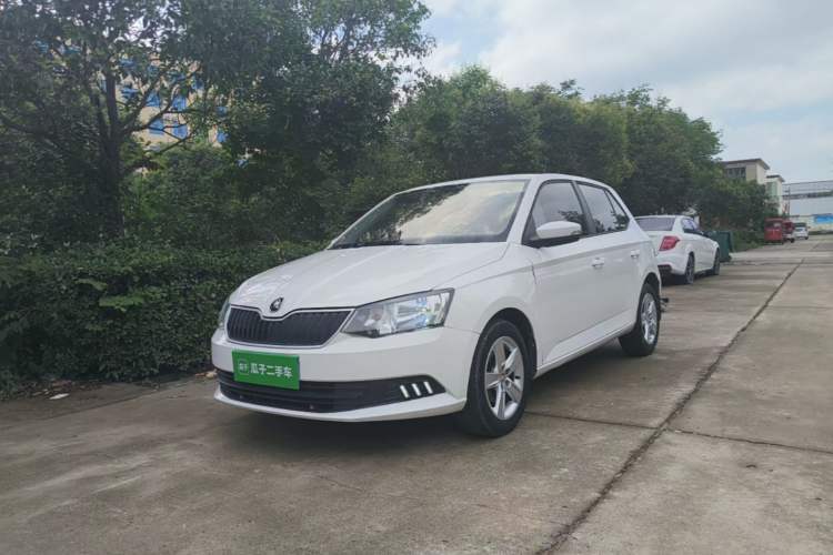Used Skoda Fabia 2017 1.4L Automatic Car Enjoy Edition Guazi used car, China used car export, Used car for sale, Used cars, Cheapest cars for sale