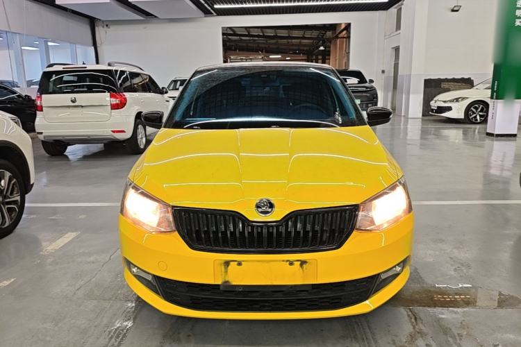 Used Skoda Fabia 2017 1.6L Automatic Sport Edition Front