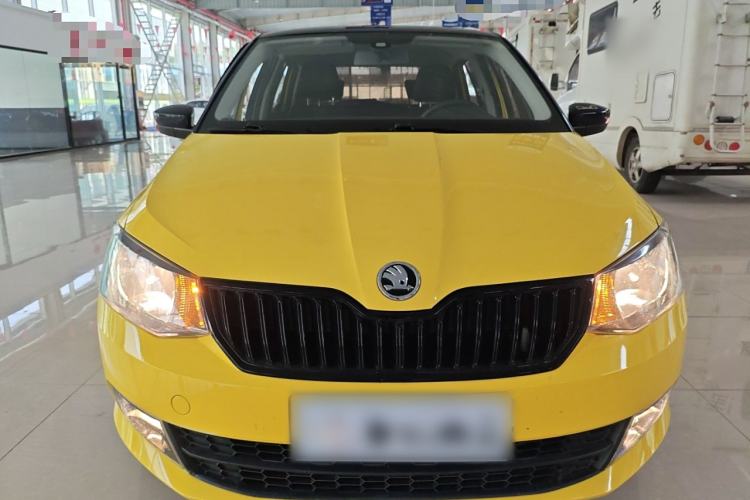 Used Skoda Fabia 2017 1.6L Automatic Sport Edition Front