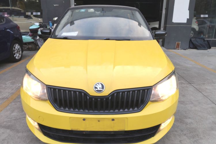 Used Skoda Fabia 2017 1.6L Automatic Sport Edition Front