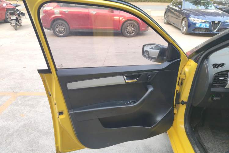 Used Skoda Fabia 2017 1.6L Automatic Sport Edition Left Front Door Interior