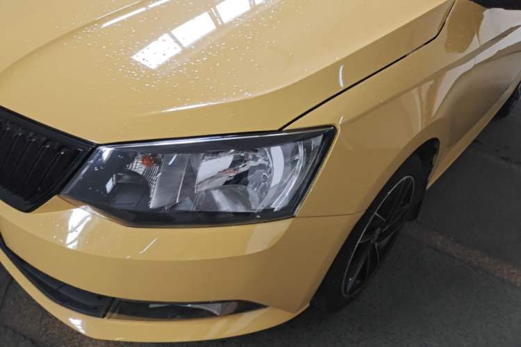 Used Skoda Fabia 2017 1.6L Automatic Sport Edition Left Front Headlight