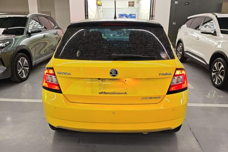 Used Skoda Fabia 2017 1.6L Automatic Sport Edition Rear