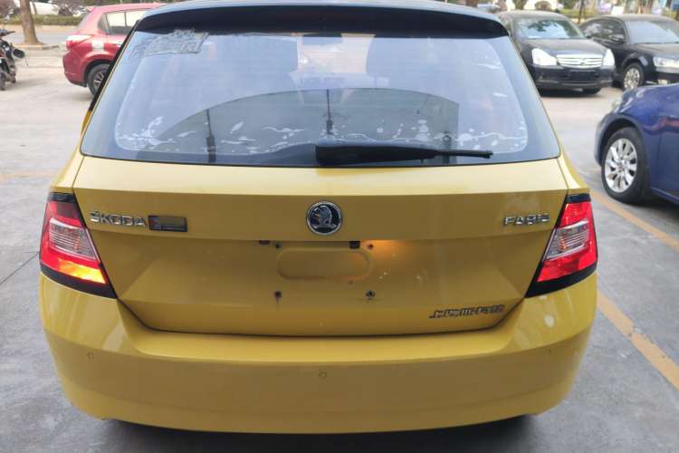 Used Skoda Fabia 2017 1.6L Automatic Sport Edition Rear