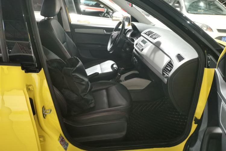 Used Skoda Fabia 2017 1.6L Automatic Sport Edition Right Front Seat