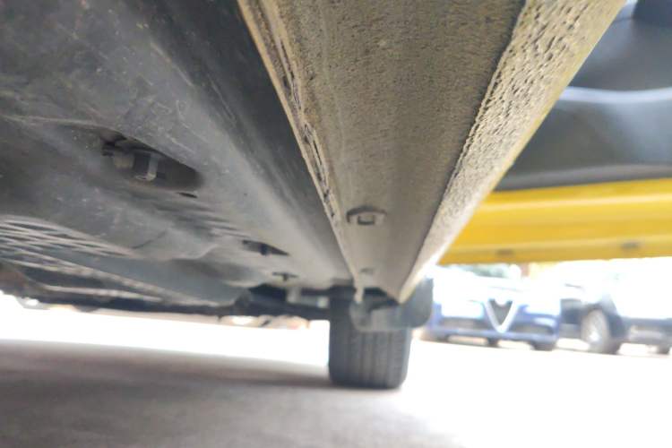 Used Skoda Fabia 2017 1.6L Automatic Sport Edition Right Side Sill