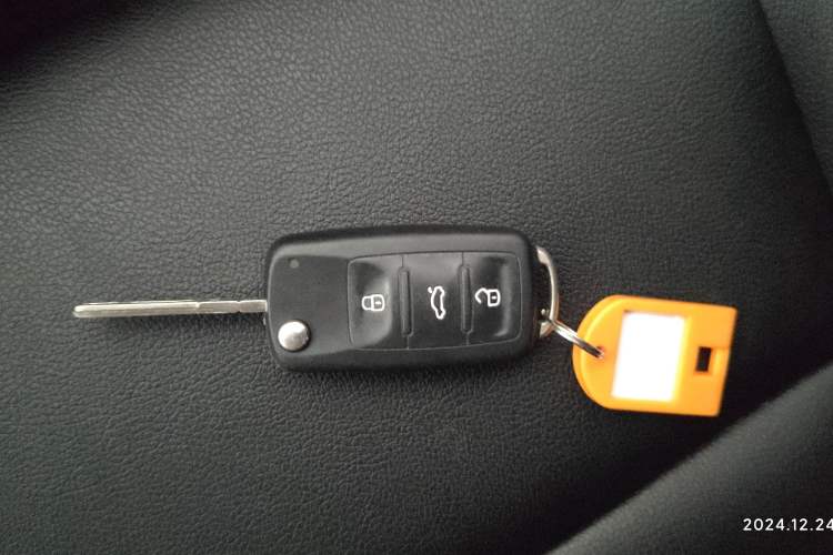 Used Skoda Fabia 2017 1.6L Automatic Sport Edition Vehicle Key