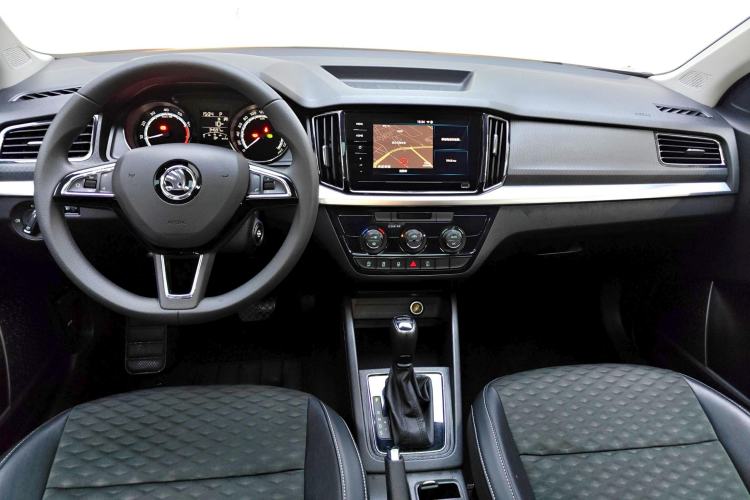 Used Skoda Kamiq 2020 1.5L Automatic Comfort Edition Center Console