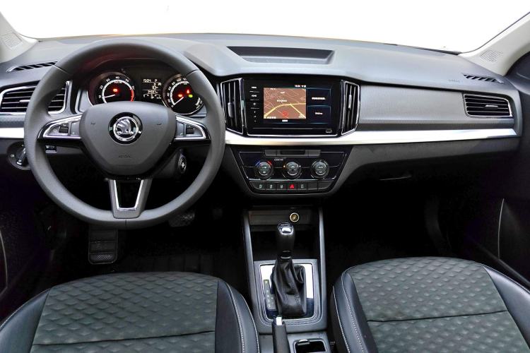 Used Skoda Kamiq 2020 1.5L Automatic Comfort Edition Center Console