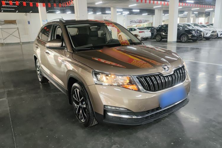 Used Skoda Kamiq 2020 1.5L Automatic Comfort Edition Front Right 45 Deg