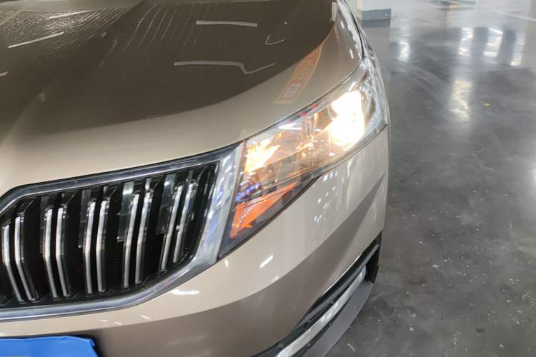 Used Skoda Kamiq 2020 1.5L Automatic Comfort Edition Left Front Headlight