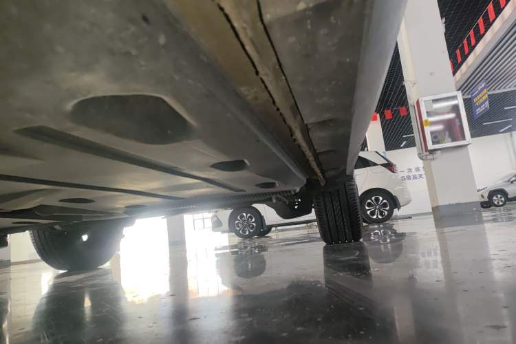 Used Skoda Kamiq 2020 1.5L Automatic Comfort Edition Left Side Sill