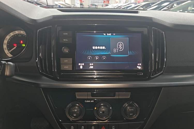 Used Skoda Kamiq 2018 1.5L Automatic Comfort Edition China VI Standard Audio And AC Panel