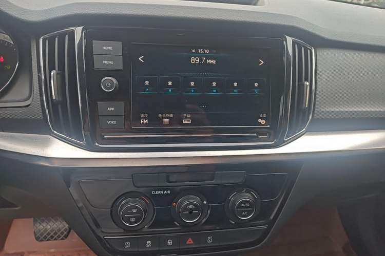 Used Skoda Kamiq 2018 1.5L Automatic Comfort Edition China V Standard Audio And AC Panel