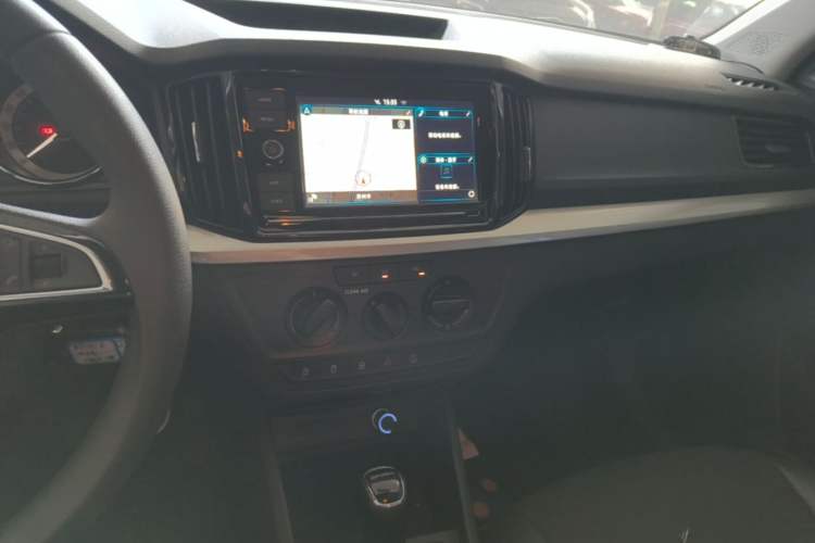 Used Skoda Kamiq 2018 1.5L Automatic Standard Version China V Emission Standard Audio And AC Panel