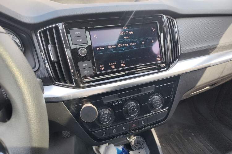Used Skoda Kamiq 2018 1.5L Automatic Comfort Edition China V Standard Audio And AC Panel