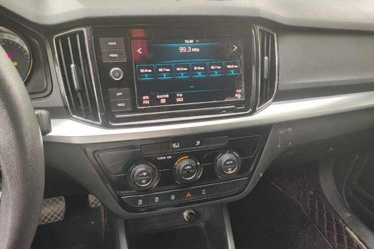 Used Skoda Kamiq 2018 1.5L Automatic Comfort Edition China VI Standard Audio And AC Panel