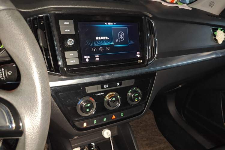 Used Skoda Kamiq 2018 1.5L Automatic Comfort Edition China V Standard Audio And AC Panel