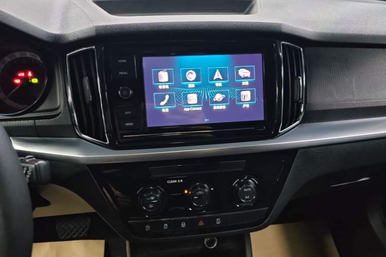 Used Skoda Kamiq 2018 1.5L Automatic Comfort Edition China V Standard Audio And AC Panel
