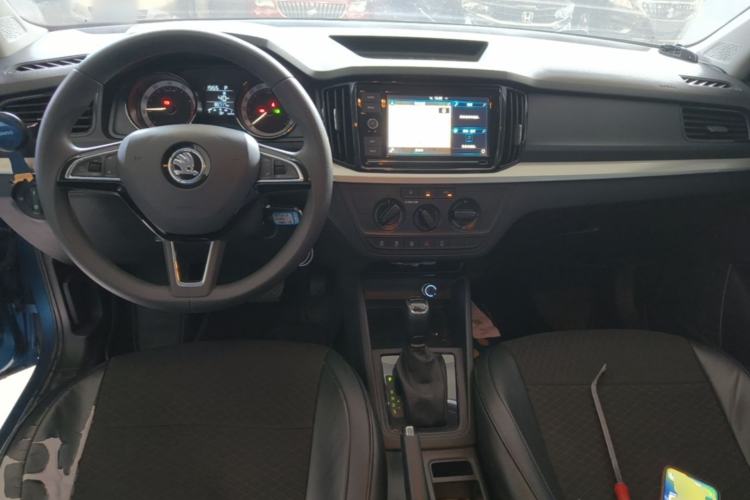 Used Skoda Kamiq 2018 1.5L Automatic Standard Version China V Emission Standard Center Console