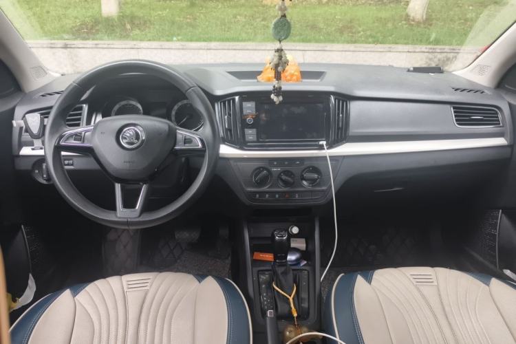 Used Skoda Kamiq 2018 1.5L Automatic Standard Version China V Emission Standard Center Console