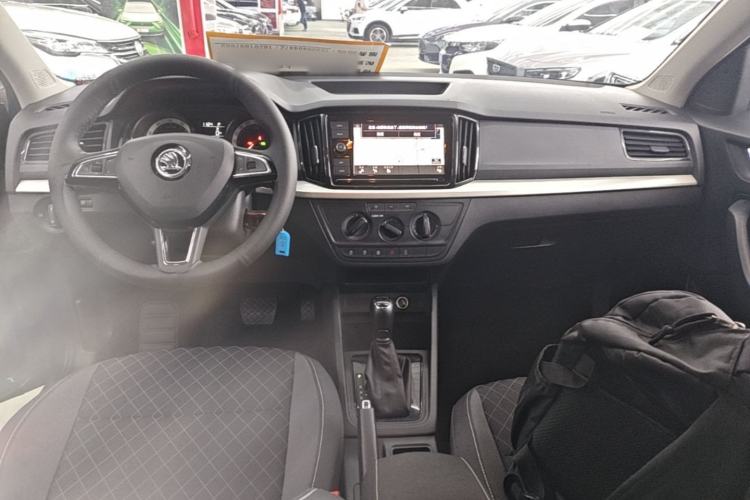 Used Skoda Kamiq 2018 1.5L Automatic Standard Version China V Emission Standard Center Console
