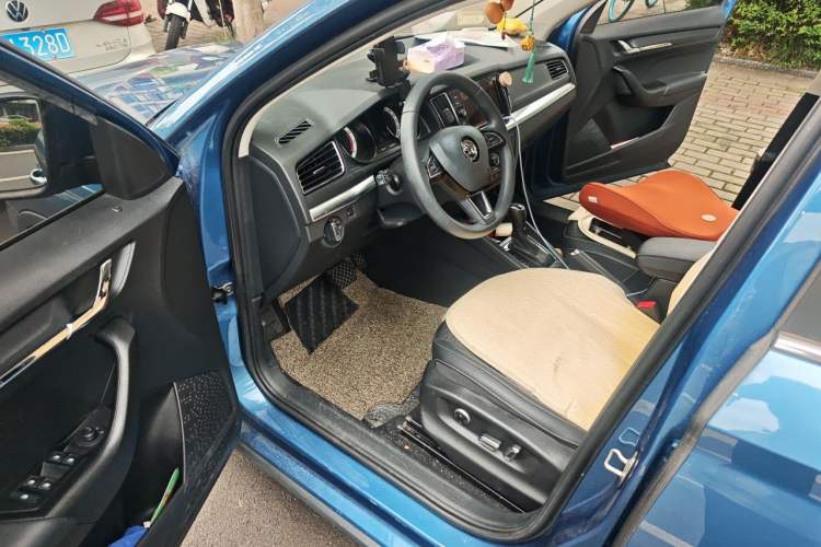 Used Skoda Kamiq 2018 1.5L Automatic Comfort Edition China VI Standard Driver Seat
