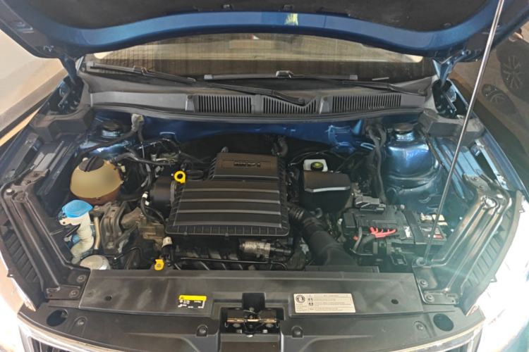 Used Skoda Kamiq 2018 1.5L Automatic Comfort Edition China VI Standard Engine Bay