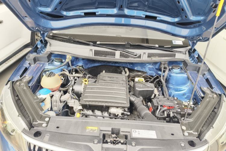 Used Skoda Kamiq 2018 1.5L Automatic Comfort Edition China VI Standard Engine Bay