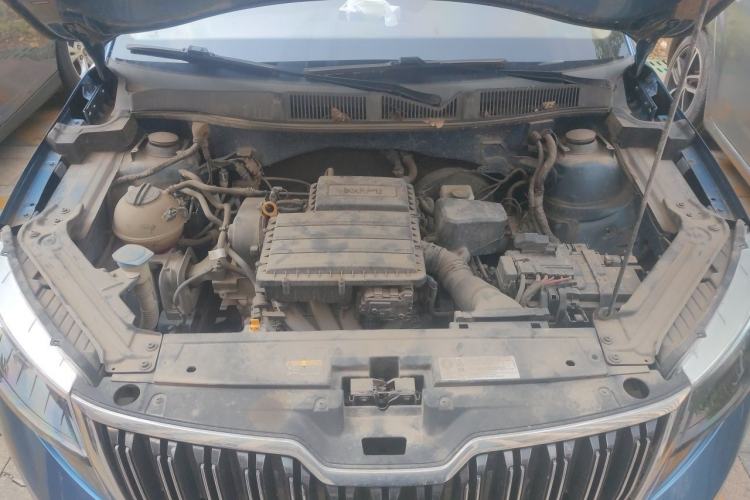 Used Skoda Kamiq 2018 1.5L Automatic Comfort Edition China VI Standard Engine Bay