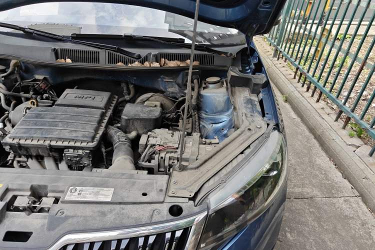 Used Skoda Kamiq 2018 1.5L Automatic Comfort Edition China VI Standard Engine Bay Left