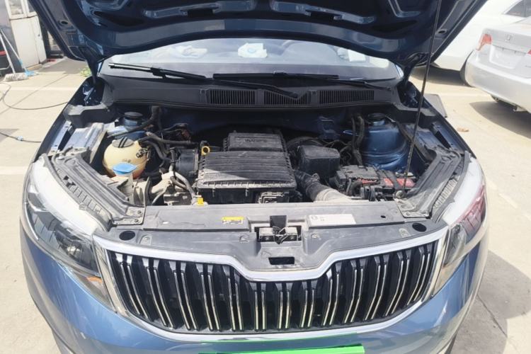 Used Skoda Kamiq 2018 1.5L Automatic Comfort Edition China VI Standard Engine Bay