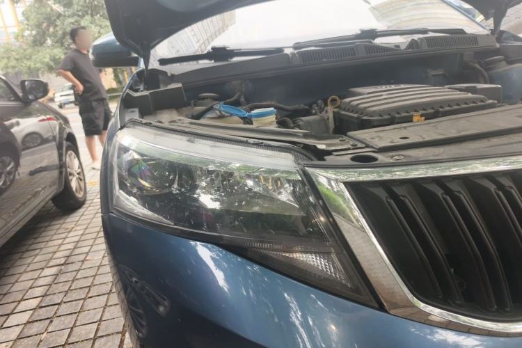 Used Skoda Kamiq 2018 1.5L Automatic Standard Version China V Emission Standard Engine Bay Right