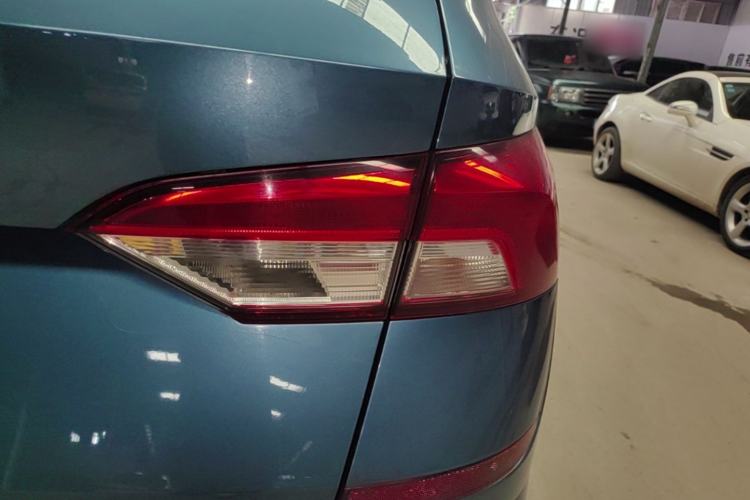 Used Skoda Kamiq 2018 1.5L Automatic Comfort Edition China VI Standard Exterior 3
