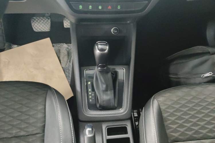 Used Skoda Kamiq 2018 1.5L Automatic Comfort Edition China V Standard Gear Lever
