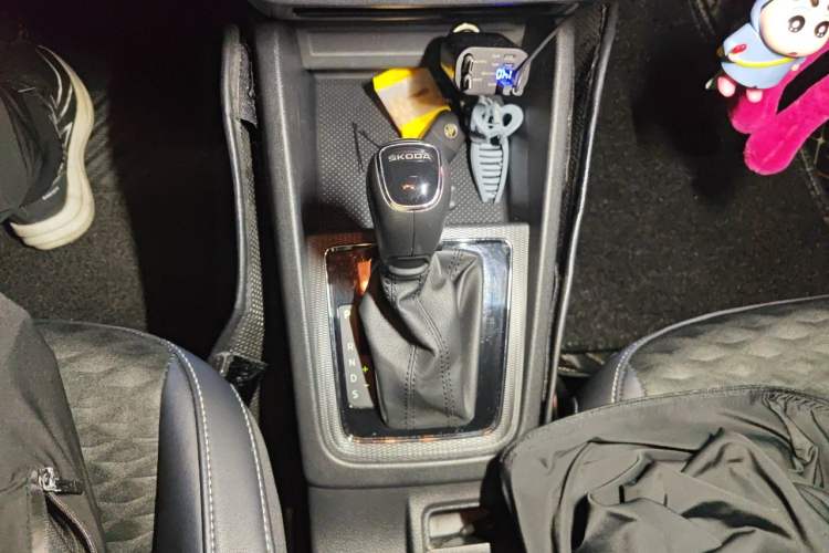 Used Skoda Kamiq 2018 1.5L Automatic Comfort Edition China V Standard Gear Lever