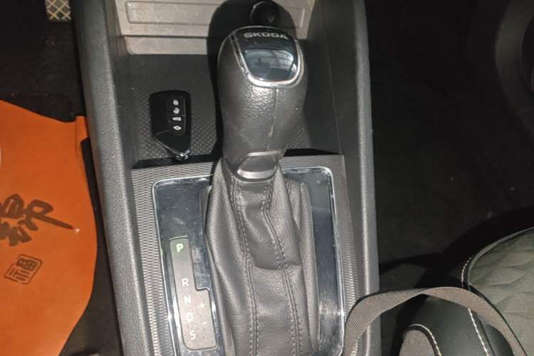Used Skoda Kamiq 2018 1.5L Automatic Comfort Edition China V Standard Gear Lever