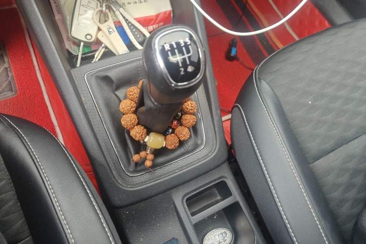 Used Skoda Kamiq 2018 1.5L Manual Comfort Edition China V Standard Gear Lever