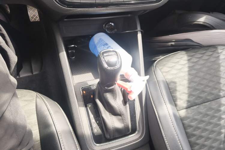 Used Skoda Kamiq 2018 1.5L Automatic Comfort Edition China VI Standard Gear Lever