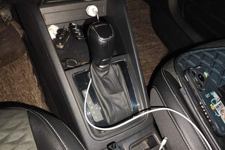 Used Skoda Kamiq 2018 1.5L Automatic Comfort Edition China V Standard Gear Lever
