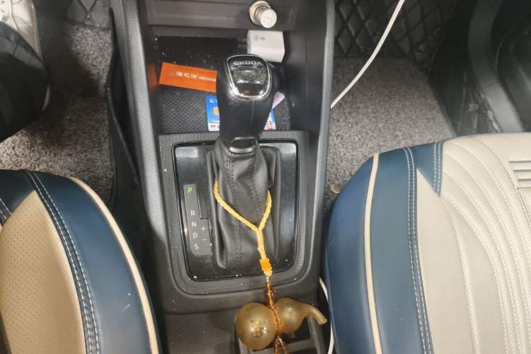 Used Skoda Kamiq 2018 1.5L Automatic Standard Version China V Emission Standard Gear Lever