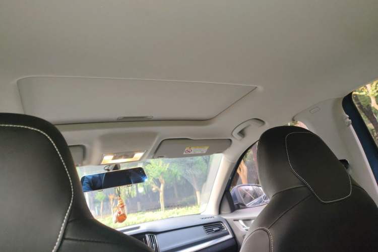 Used Skoda Kamiq 2018 1.5L Automatic Comfort Edition China VI Standard Headliner
