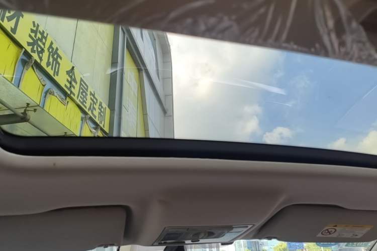 Used Skoda Kamiq 2018 1.5L Automatic Comfort Edition China VI Standard Headliner