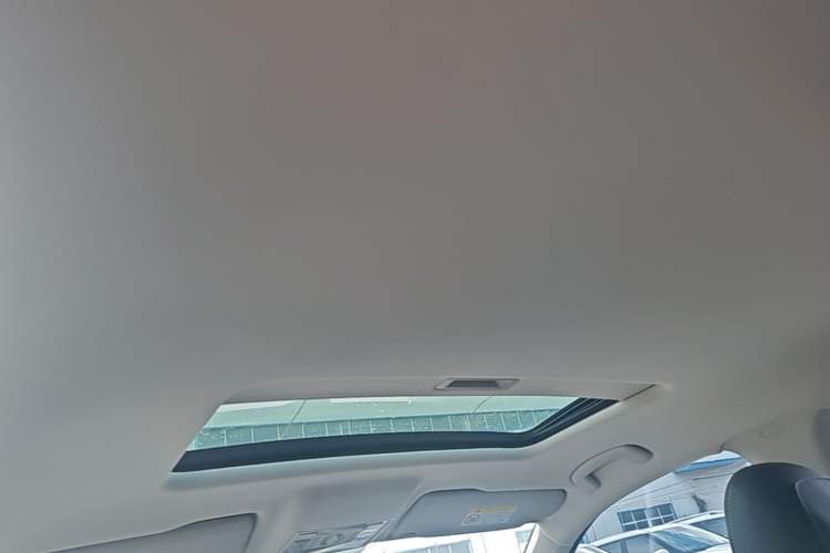 Used Skoda Kamiq 2018 1.5L Automatic Comfort Edition China VI Standard Headliner