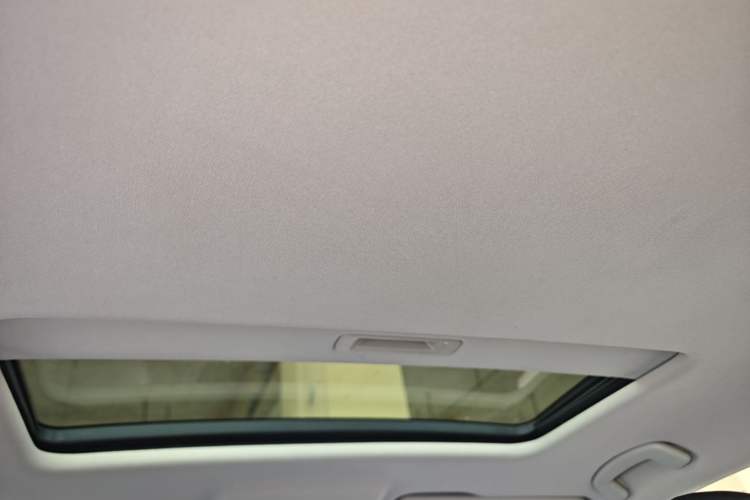 Used Skoda Kamiq 2018 1.5L Automatic Comfort Edition China VI Standard Headliner