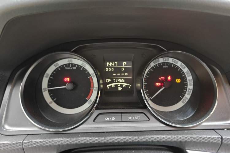 Used Skoda Kamiq 2018 1.5L Automatic Comfort Edition China VI Standard Instrument Cluster